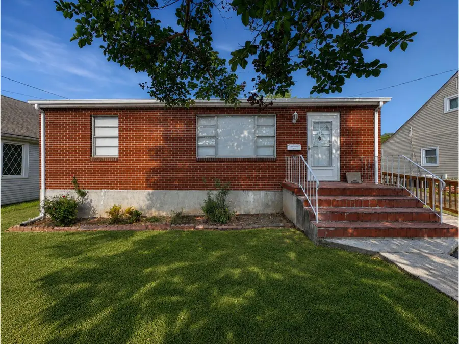 425 Goodwin Ave, Salem, VA 24153 - #3