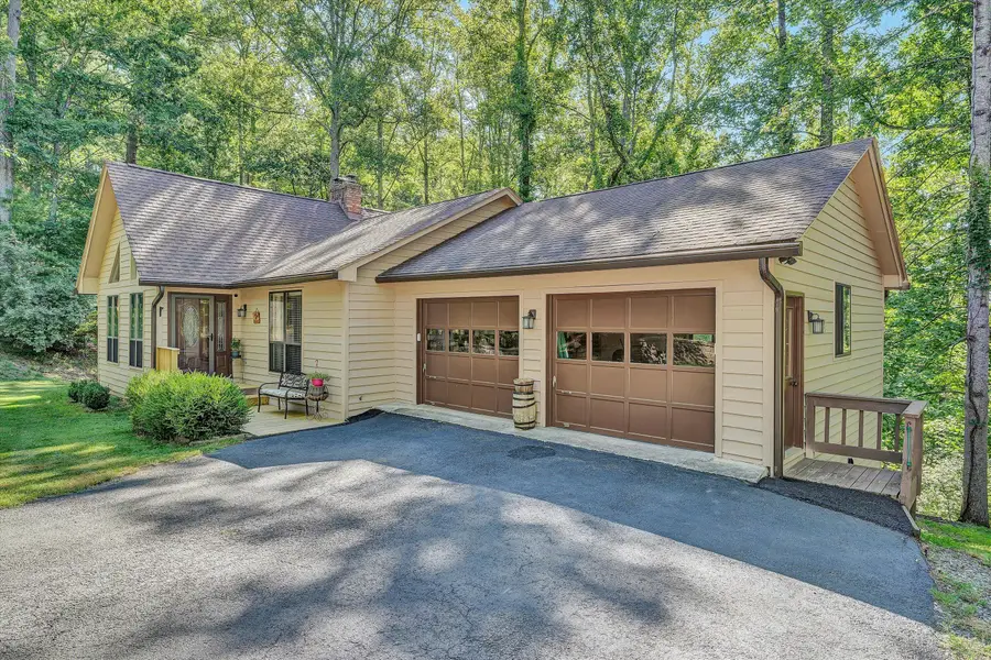 400 W Beaver Dam Ct, Goodview, VA 24095 - #3