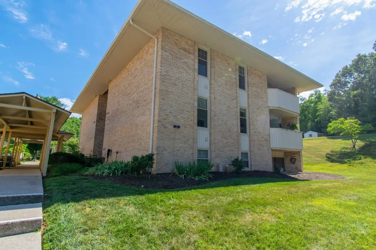 5260 Crossbow Cir #UNIT 5D, Roanoke, VA 24018 - #1