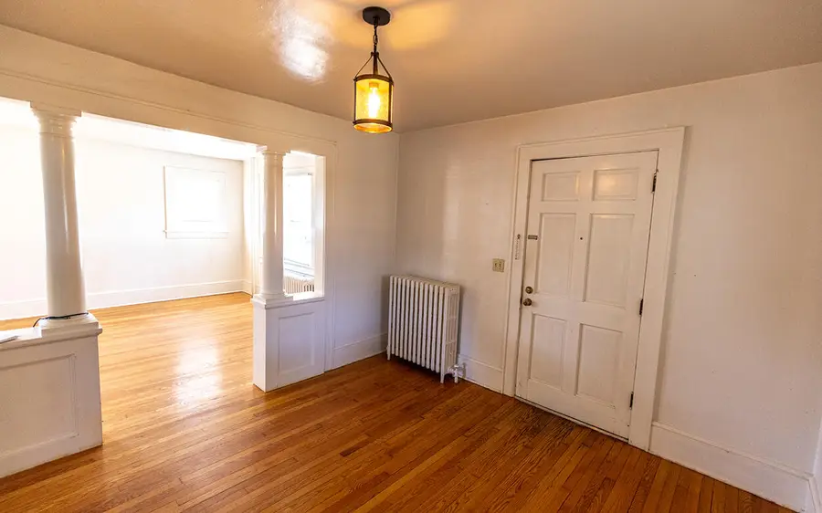 502 N Market St, Salem, VA 24153 - #3