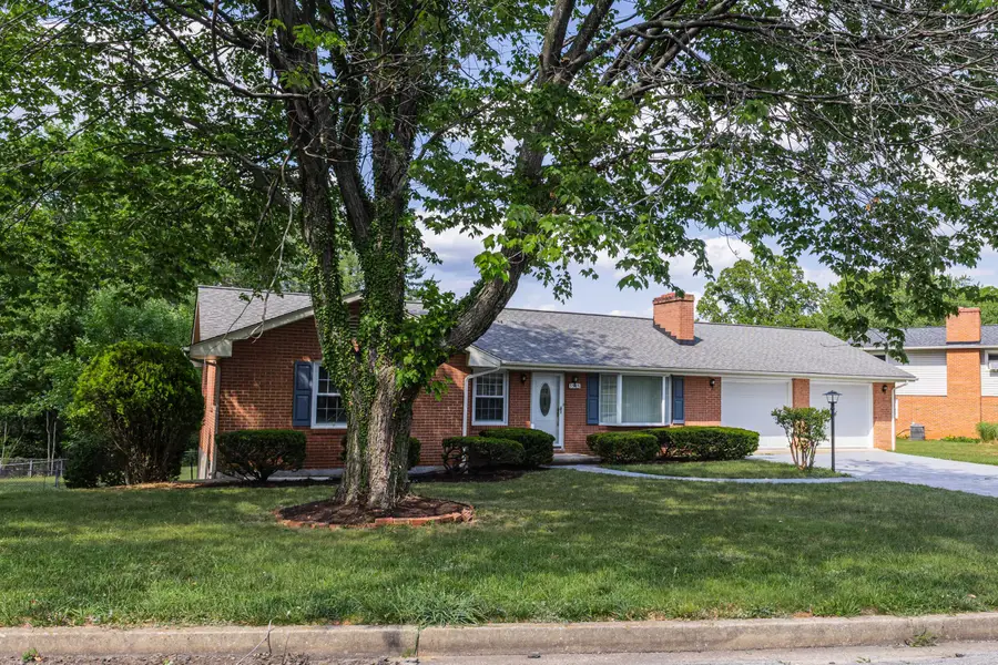 5563 Green Meadow Rd, Roanoke, VA 24018 - #3