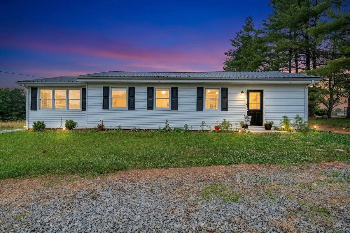 4228 Franklin St, Rocky Mount, VA 24151 - #1