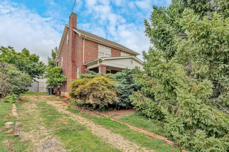 2704 Floraland Dr Nw, Roanoke, VA 24012 - #3