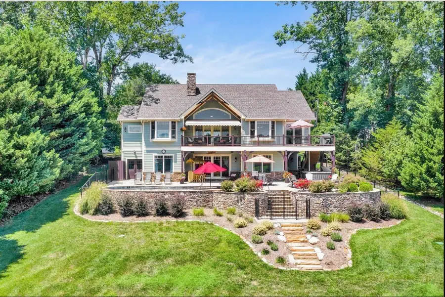 308 Pine Dr, Huddleston, VA 24104 - #2