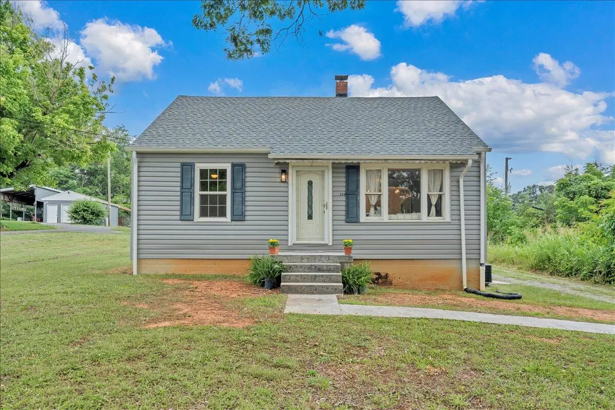 2509 Callaway Rd, Rocky Mount, VA 24151 - #1