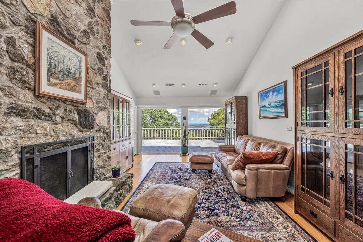 291 Windridge Pkwy, Hardy, VA 24101 - #1
