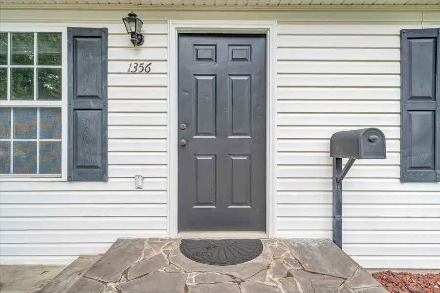 1356 Morningside St Se, Roanoke, VA 24013 - #2