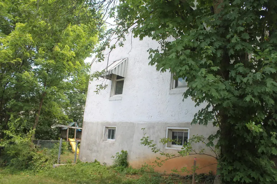 1024 Woodrow Ave Se, Roanoke, VA 24013 - #2