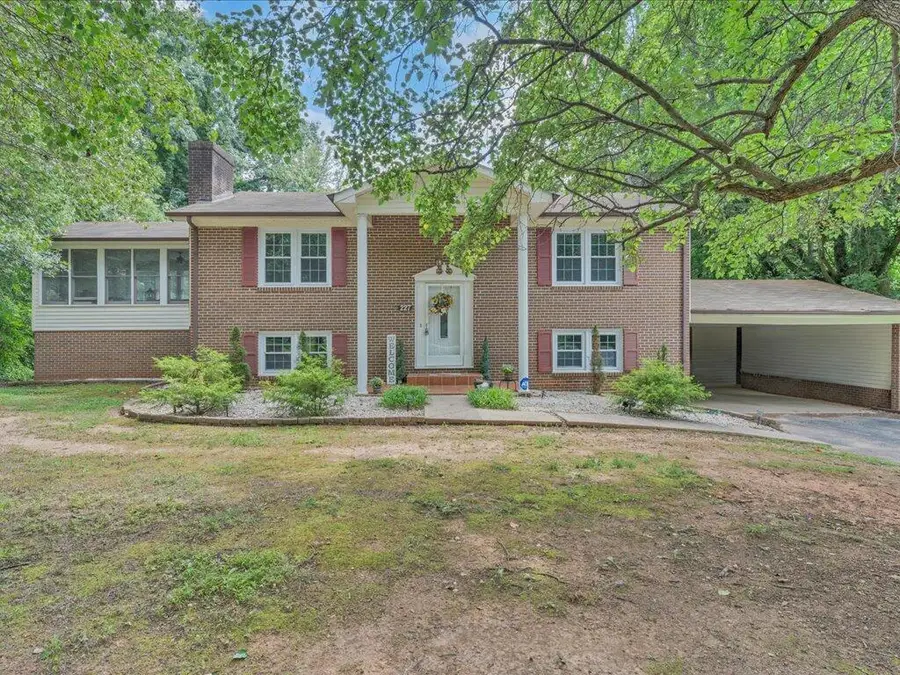 227 Vista View Ln, Ridgeway, VA 24148 - #2