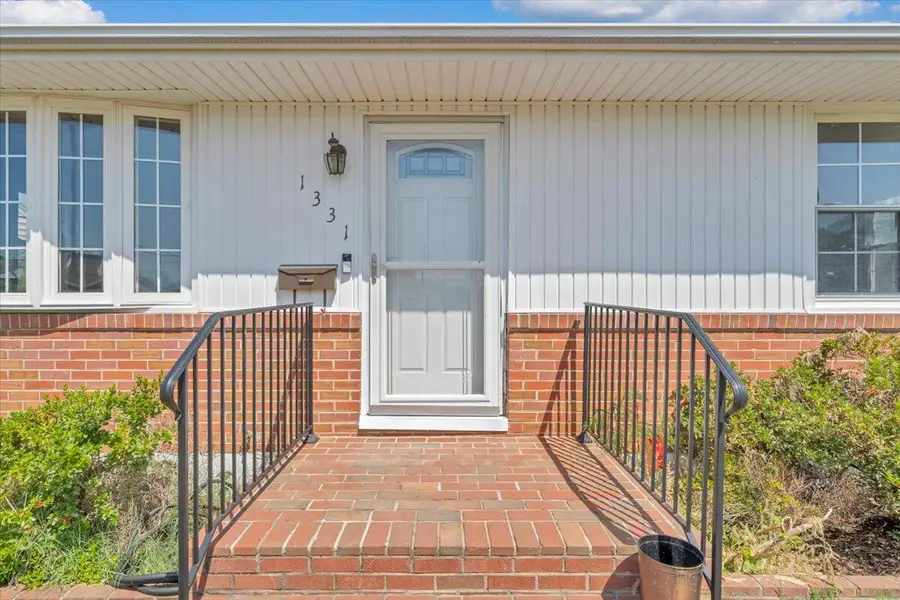 1331 Leon St Nw, Roanoke, VA 24017 - #2