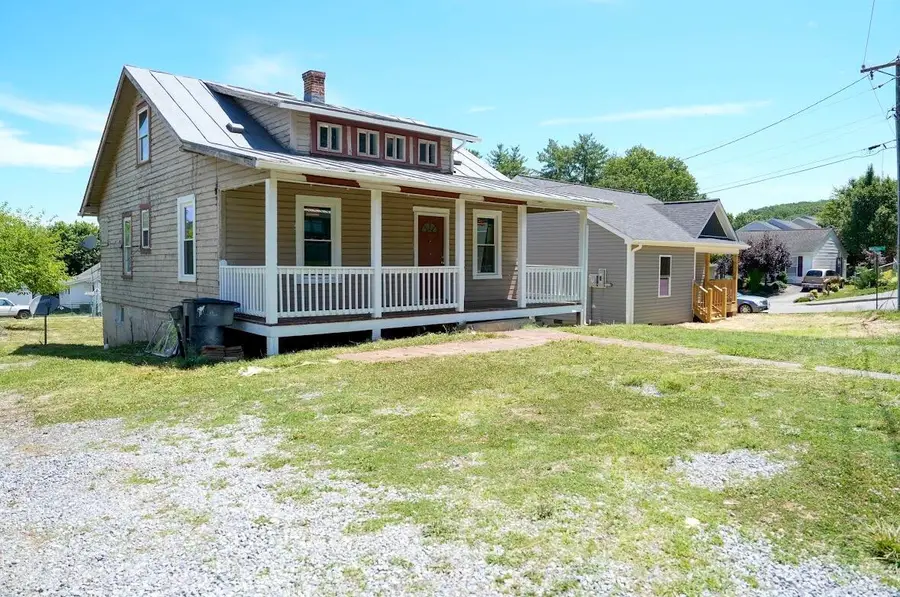 3712 Yellow Mountain Rd Se, Roanoke, VA 24014 - #2