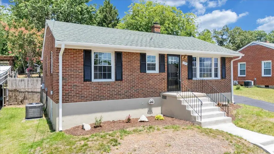1745 Morwanda St Nw, Salem, VA 24153 - #2