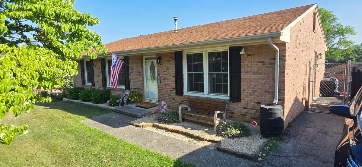 4131 Guernsey Ln Nw, Roanoke, VA 24017 - #1