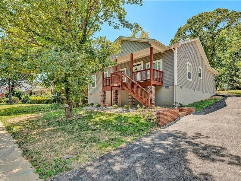 2332 Delaware Ave Nw, Roanoke, VA 24017 - #2