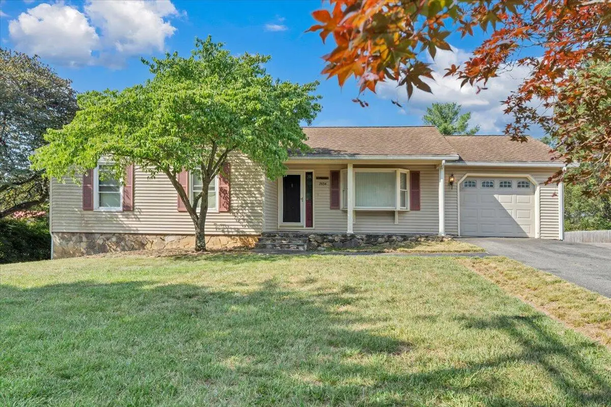 7834 Barrens Rd, Roanoke, VA 24019 - #1
