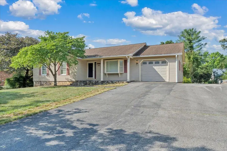 7834 Barrens Rd, Roanoke, VA 24019 - #2