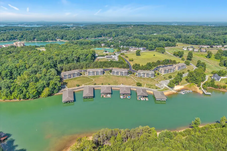 1137 Mariners Way #44, Huddleston, VA 24104 - #2