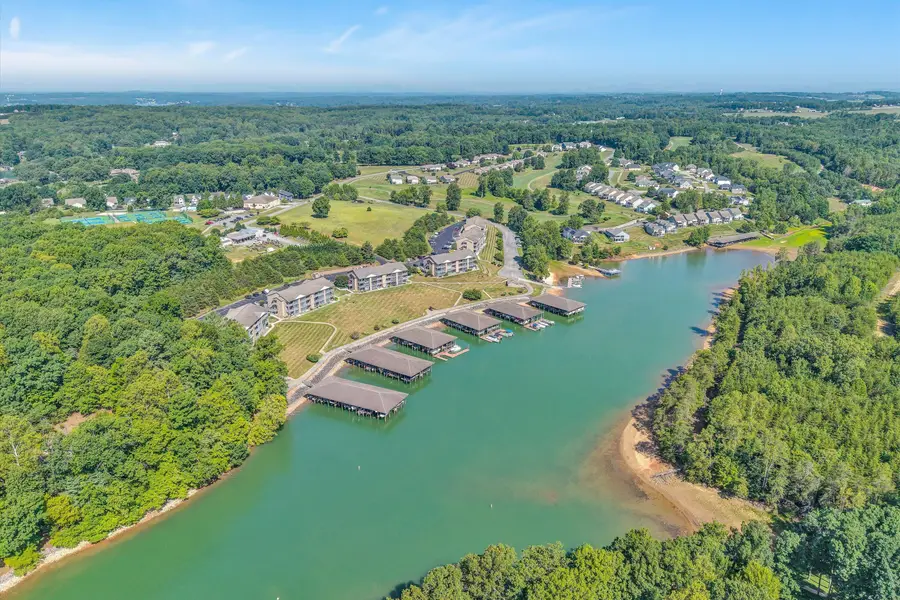 1137 Mariners Way #44, Huddleston, VA 24104 - #3