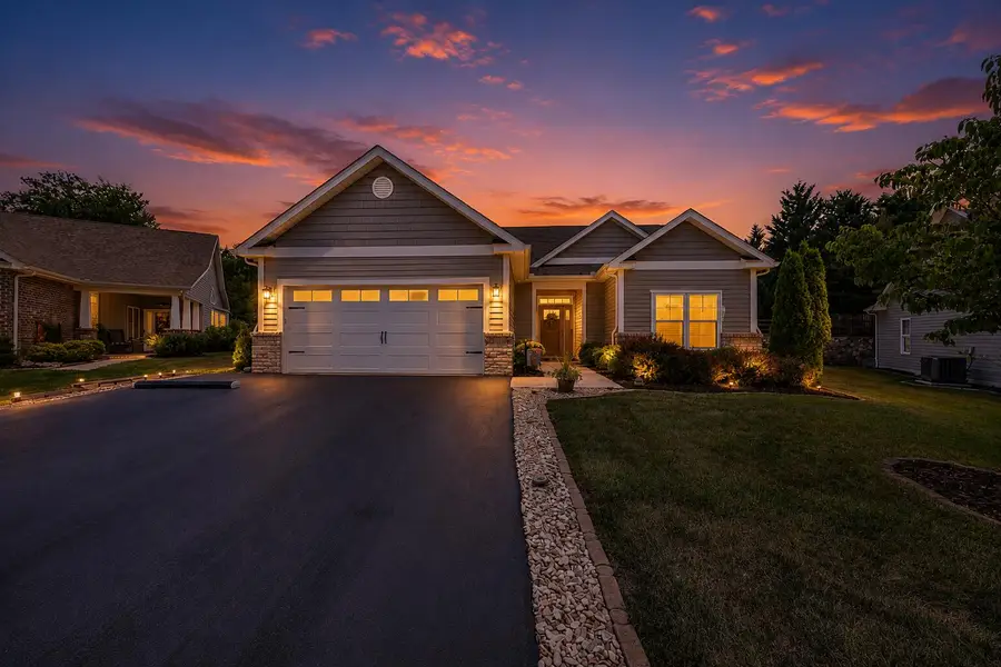 2735 Cottage Rose Ln, Roanoke, VA 24012 - #2