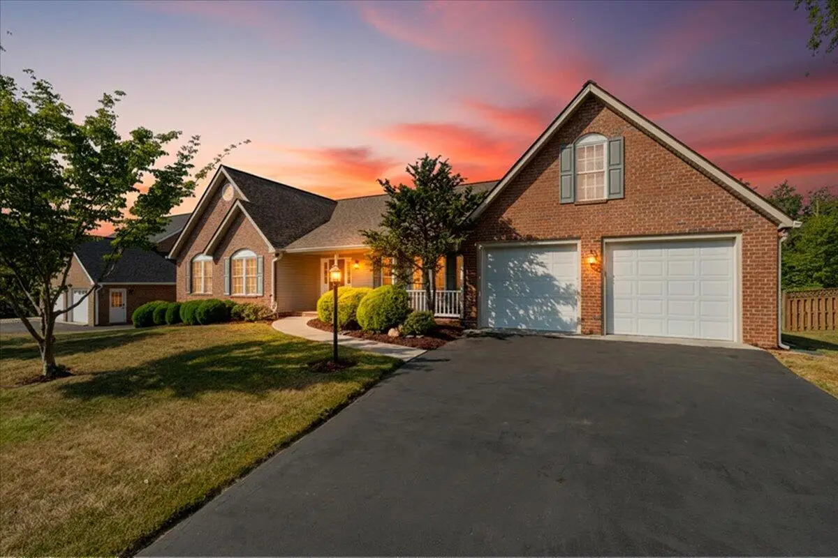 5112 Plantation Grove Ln, Roanoke, VA 24012 - #1