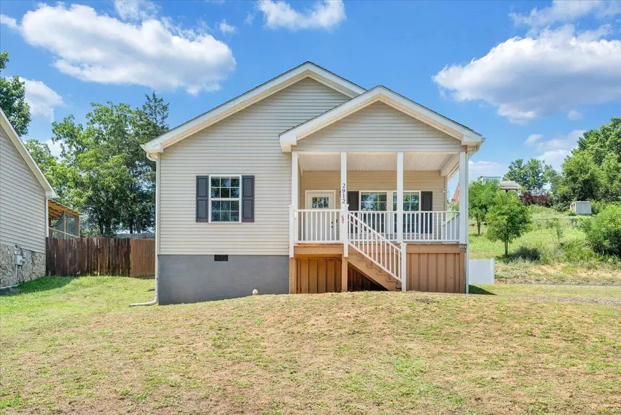 2912 Vinyard Ave Ne, Roanoke, VA 24012 - #2