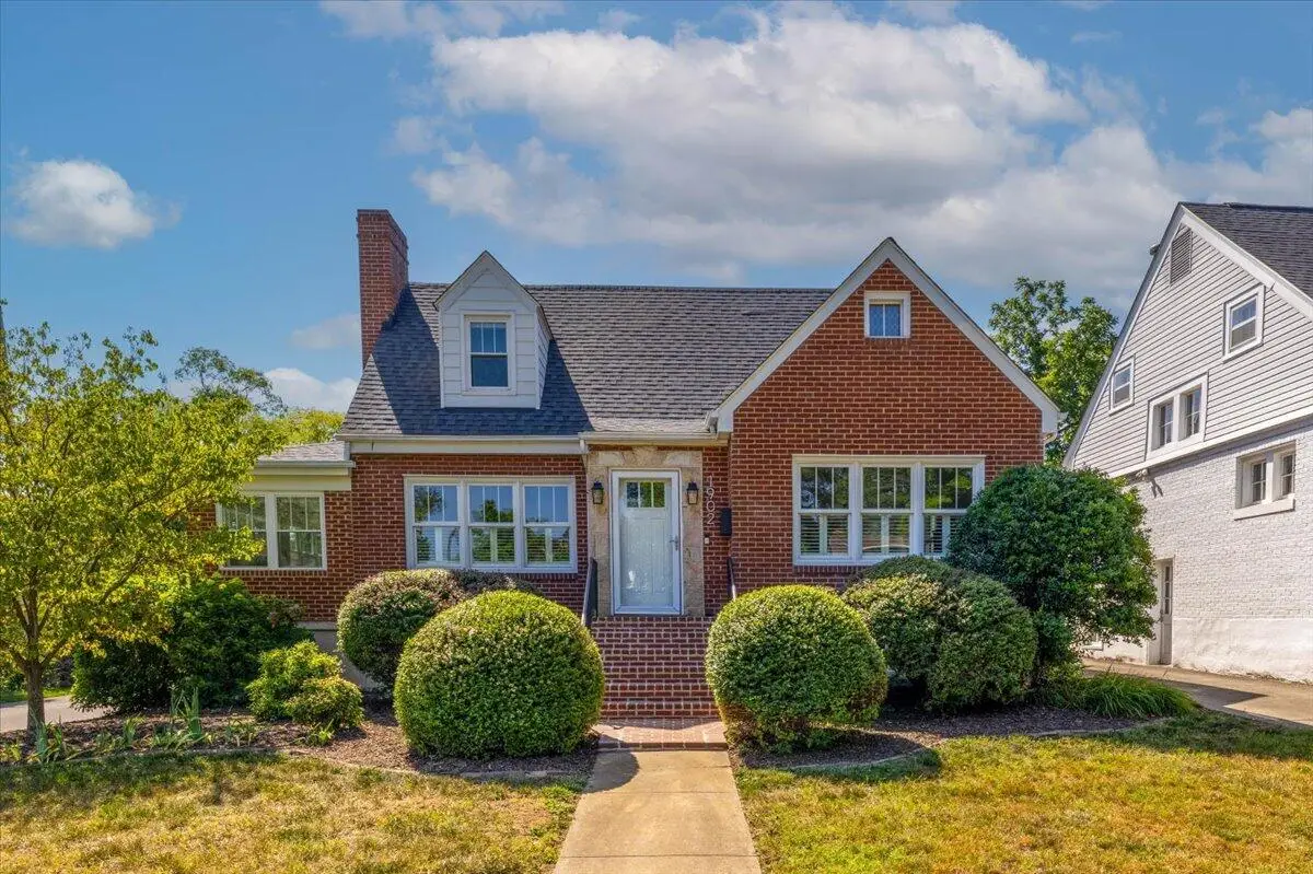 1902 Avon Rd Sw, Roanoke, VA 24015 - #1