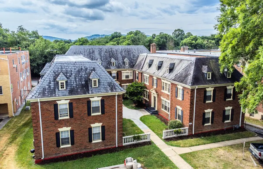 1712 Grandin Rd Sw, Roanoke, VA 24015 - #2