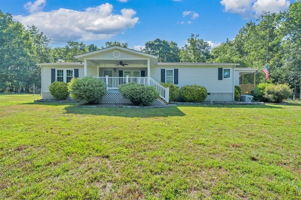 885 Clearwater Dr, Boones Mill, VA 24065 - #1