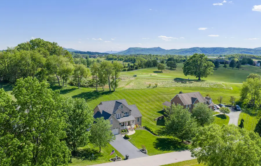 154 Butler Ct, Daleville, VA 24083 - #2