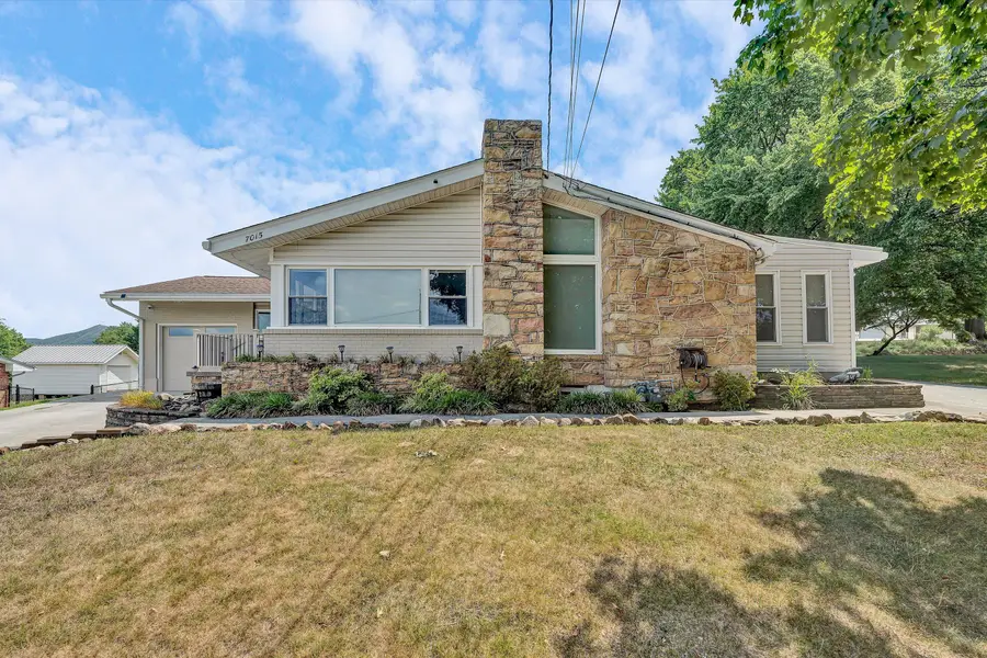 7015 Greenway Dr, Roanoke, VA 24019 - #2