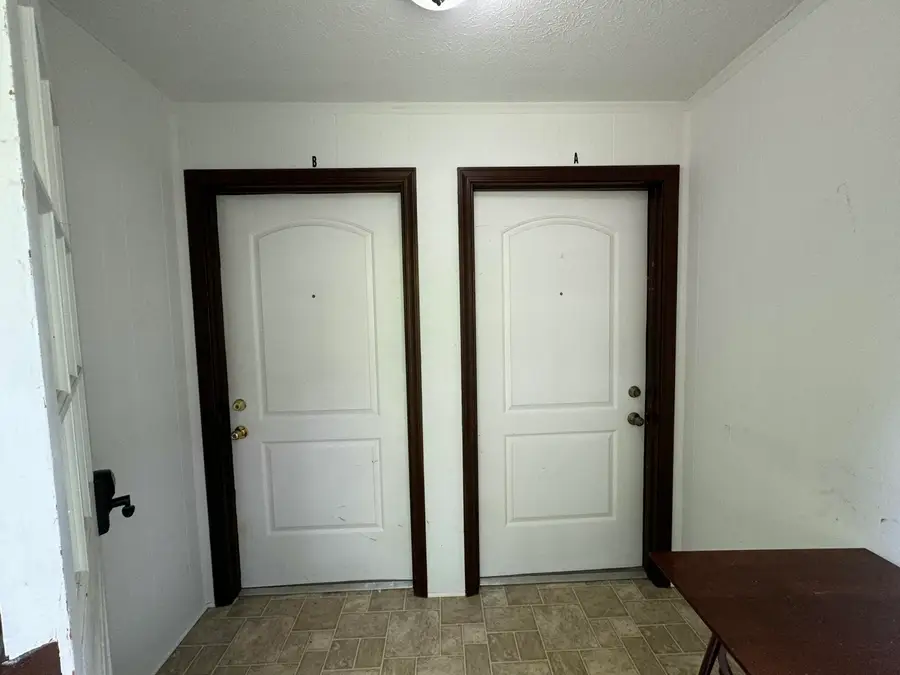 1656 Shady Knoll Ave #A&B, Bedford, VA 24523 - #2