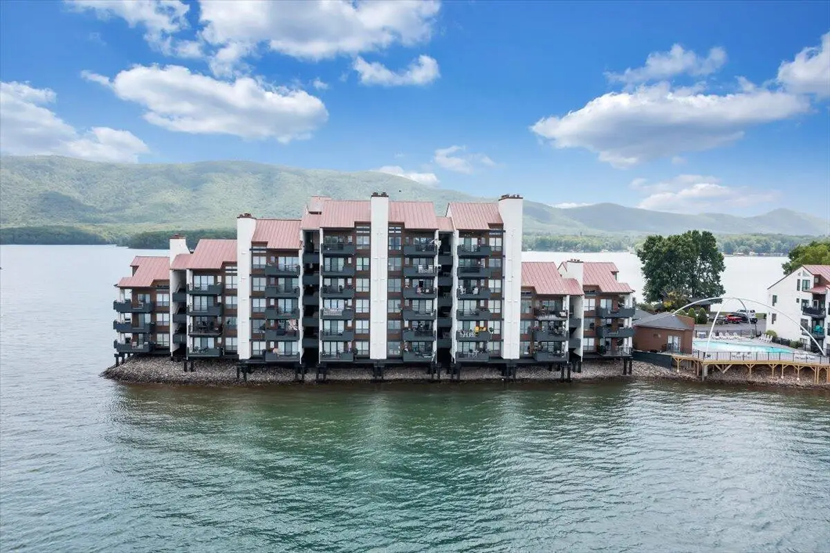 6605 Smith Mountain Rd #229, Penhook, VA 24137 - #1
