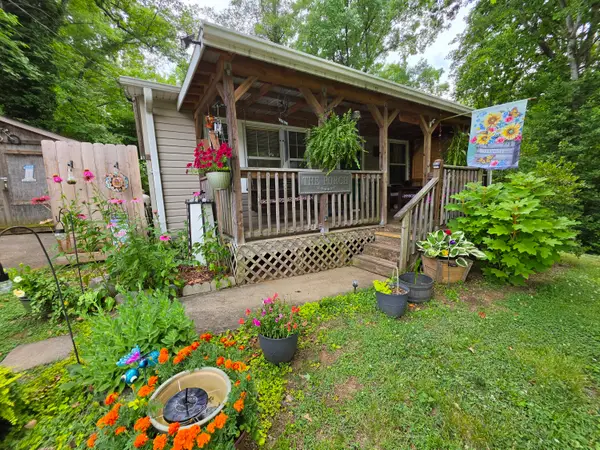 897 Southland Dr, Martinsville, VA 24112