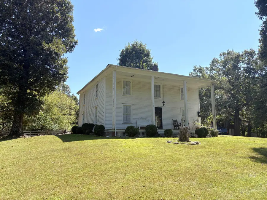 1148 Huddle Hills, Huddleston, VA 24104 - #3