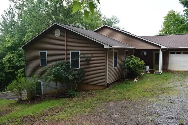 117 Wind Chase Trl, Woolwine, VA 24185