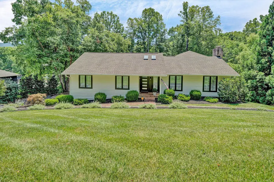 190 Upland Shores Dr, Penhook, VA 24137 - #2