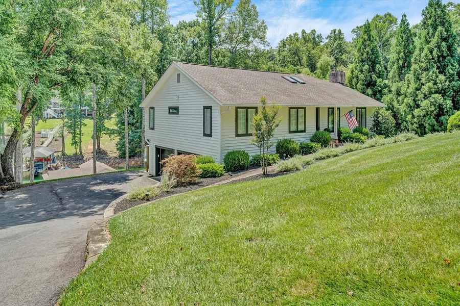 190 Upland Shores Dr, Penhook, VA 24137 - #3
