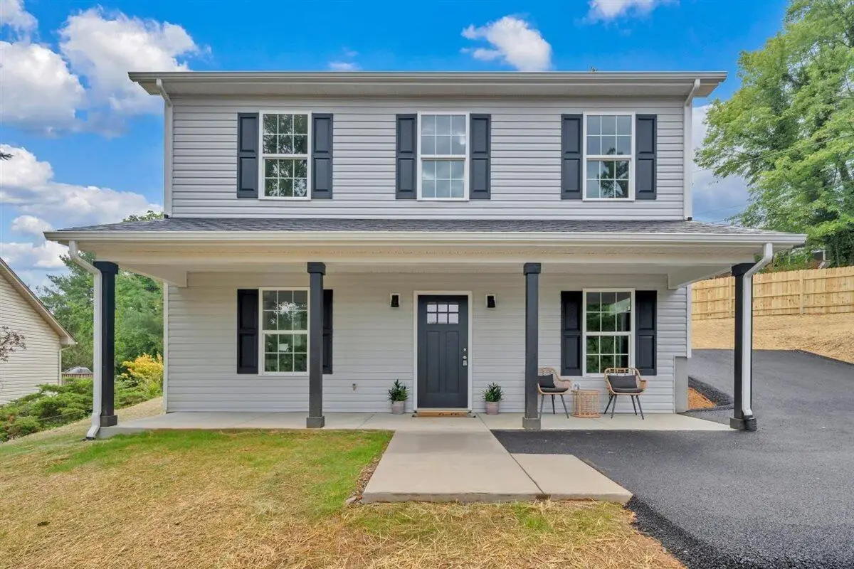 824 Commander Dr, Roanoke, VA 24012 - #1
