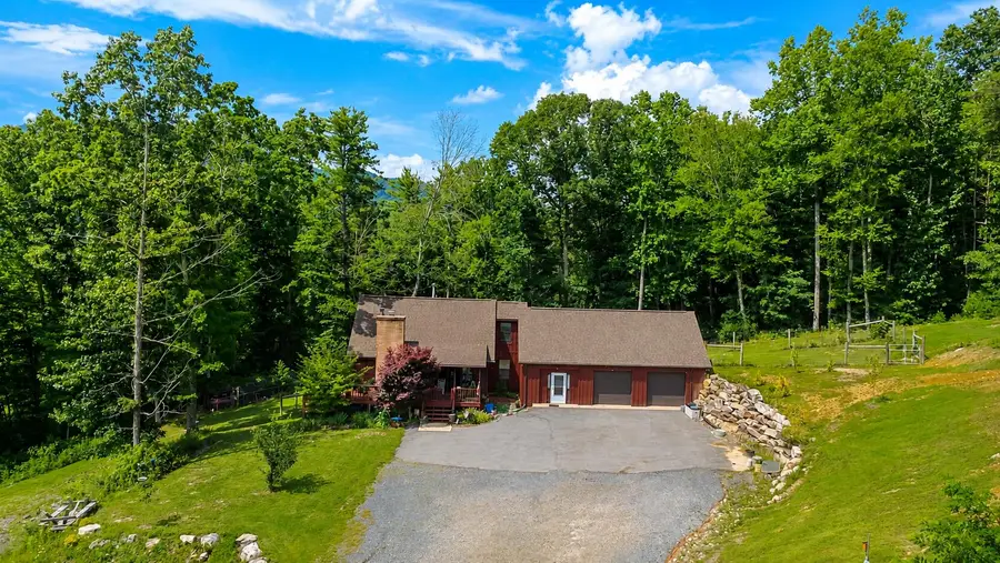 65 Cubbley Rd, Hot Springs, VA 24445 - #3