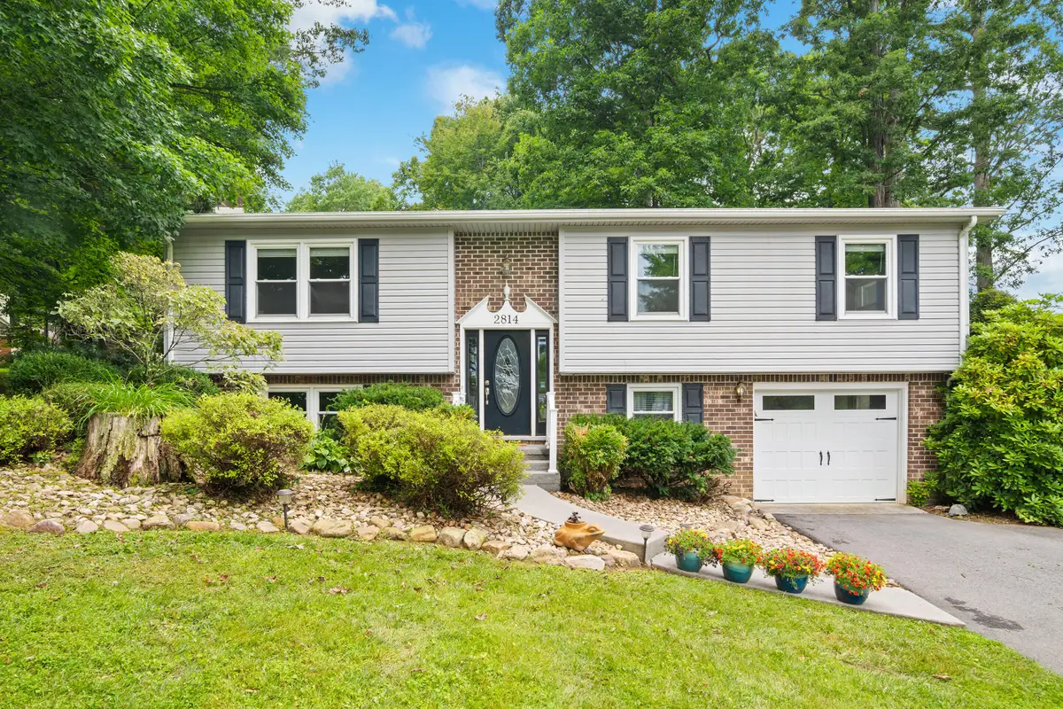 2814 Mount Vernon Ln, Blacksburg, VA 24060 - #1