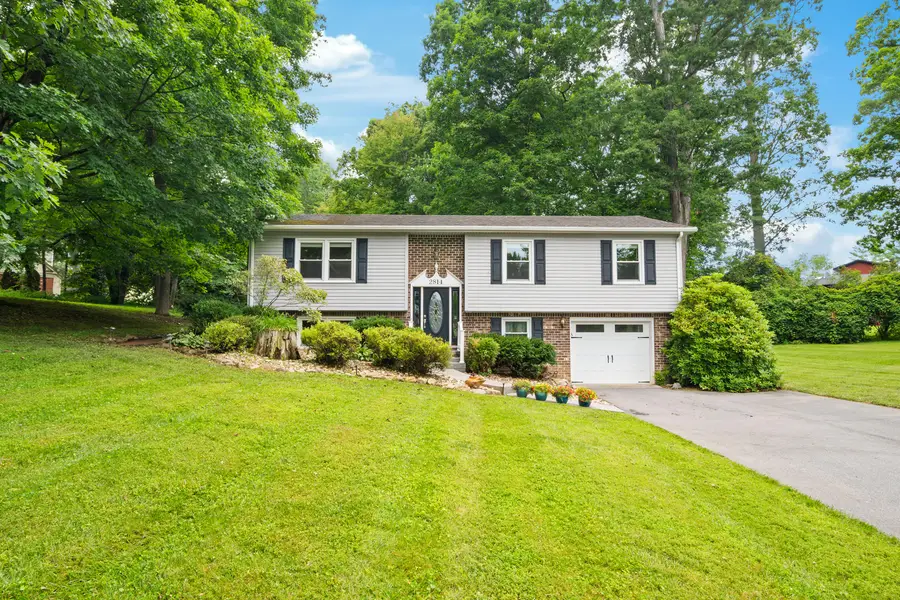 2814 Mount Vernon Ln, Blacksburg, VA 24060 - #2