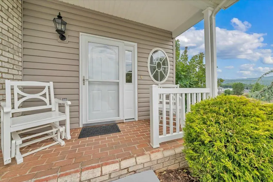 6631 Stonelyn Cottage Ct, Roanoke, VA 24019 - #3