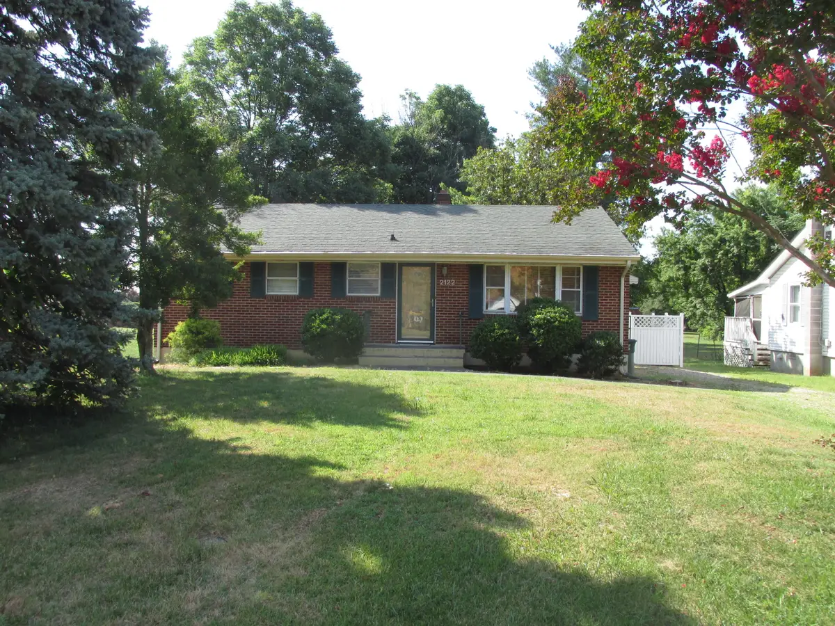 2122 Windsor Ave, Salem, VA 24153 - #1
