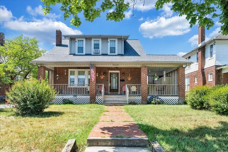 2040 Berkley Ave Sw, Roanoke, VA 24015 - #2