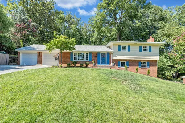 3555 Kenwick Trl, Roanoke, VA 24018