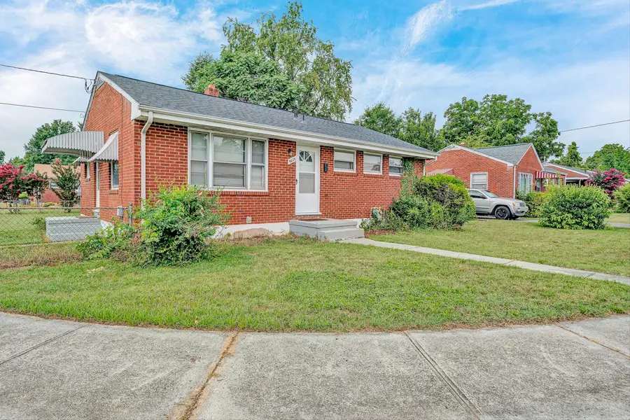 4604 Pawling St Nw, Roanoke, VA 24012 - #2