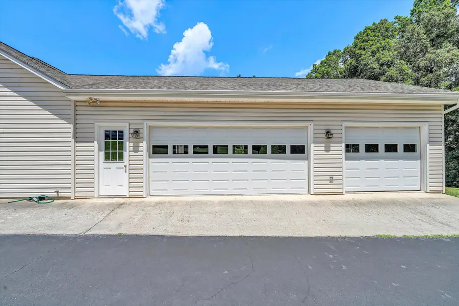 100 Meadow Brook Dr, Rocky Mount, VA 24151 - #3