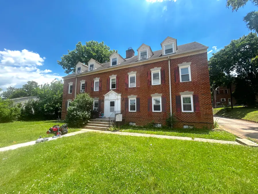 2813 Clarendon Ave Nw, Roanoke, VA 24012 - #2