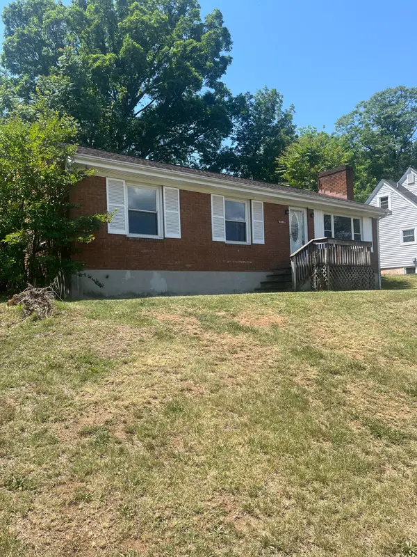 3518 Barberry Ave Nw, Roanoke, VA 24017