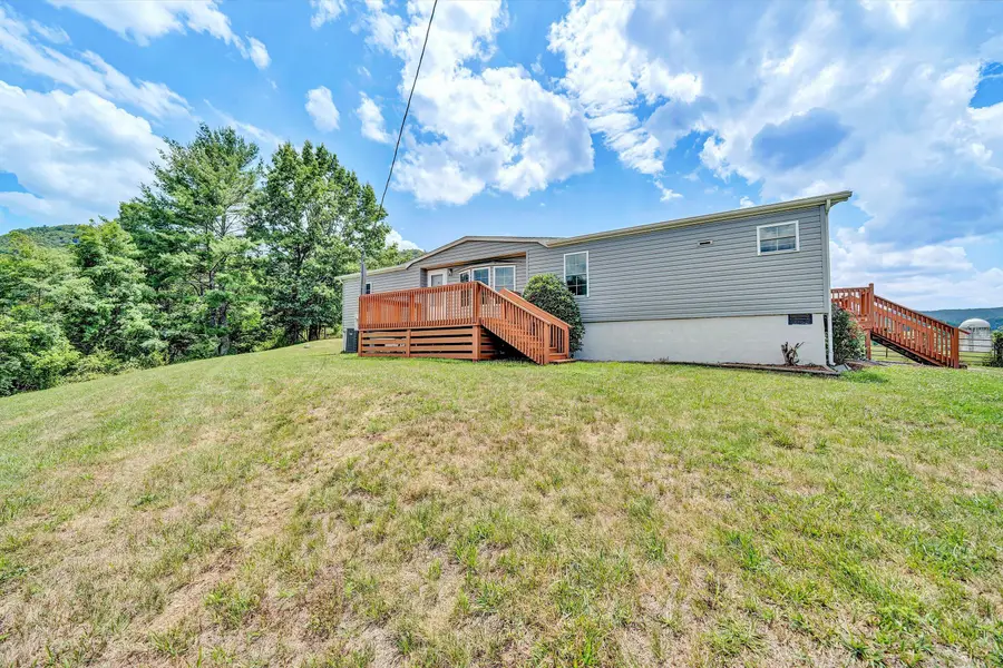 2825 Forage Rd, Shawsville, VA 24162 - #2